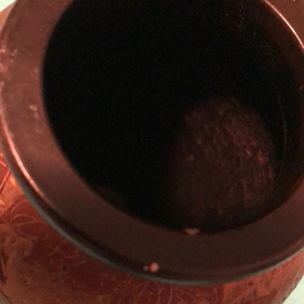 Very unique vase - Picture 8 of 8